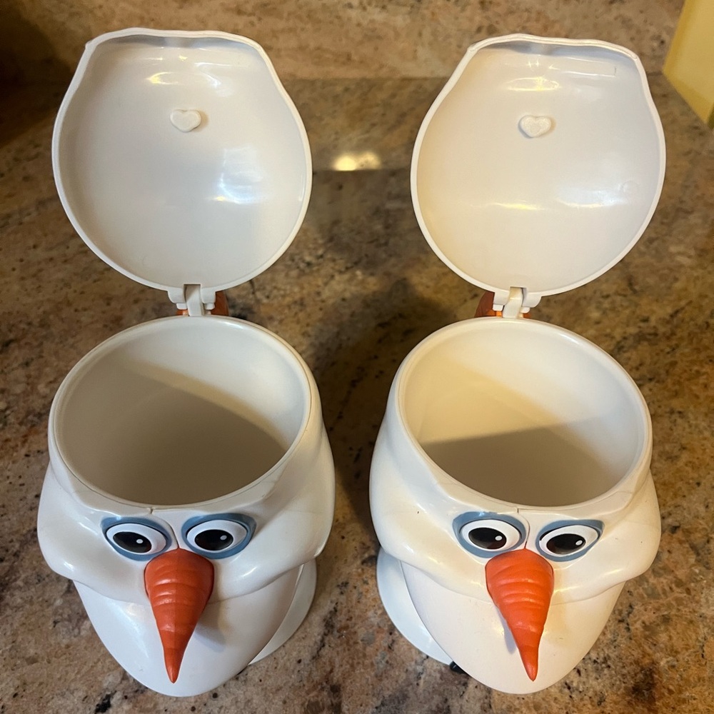 2 Disney On Ice Frozen’s Olaf Souvenir Flip Top Snack Cups/ Character Mugs - Picture 2 of 6
